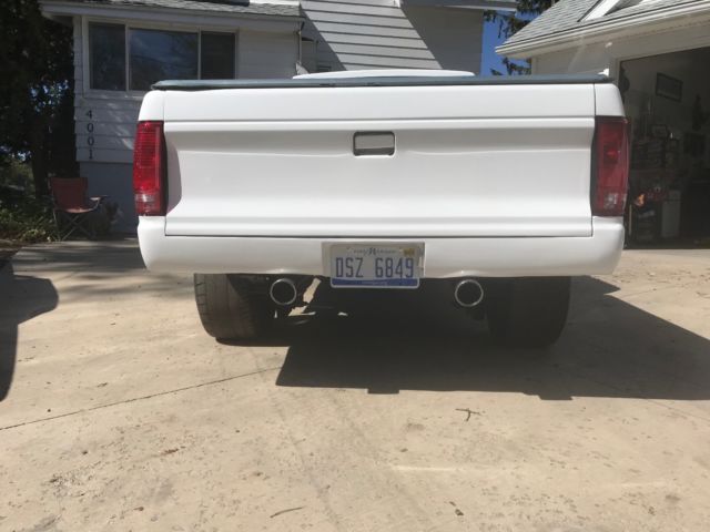 1986 White Chevrolet S-10