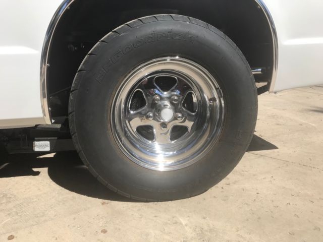 1986 White Chevrolet S-10