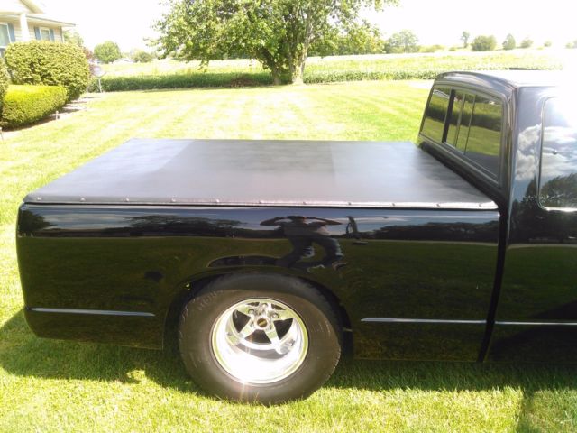 1986 Black Chevrolet S-10