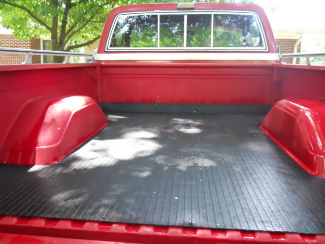 1986 Red Chevrolet C/K Pickup 1500 Standard Cab Pickup