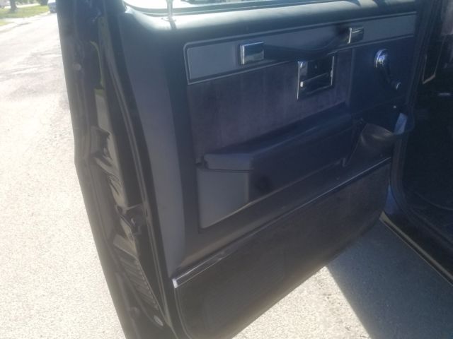 1986 Black Chevrolet Silverado 1500