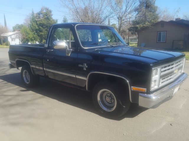 1986 Black Chevrolet Silverado 1500