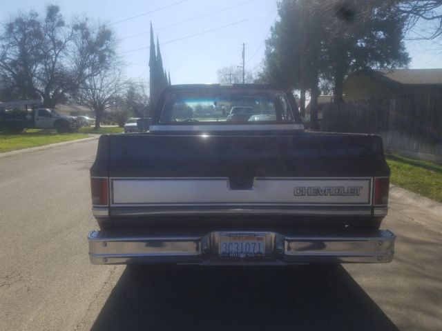1986 Black Chevrolet Silverado 1500
