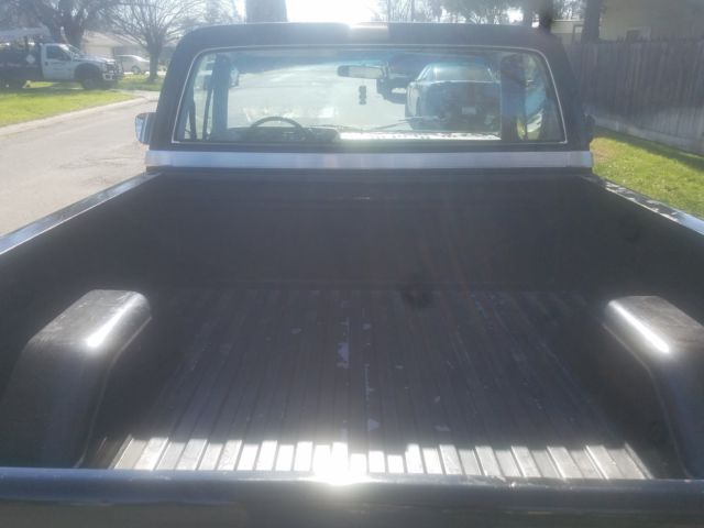 1986 Black Chevrolet Silverado 1500