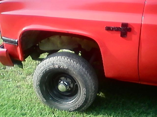 1986 Red Chevrolet C-10 Standard Cab Pickup