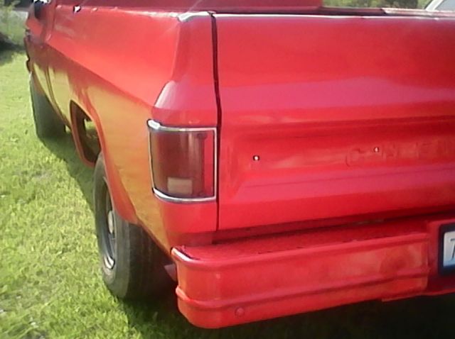 1986 Red Chevrolet C-10 Standard Cab Pickup