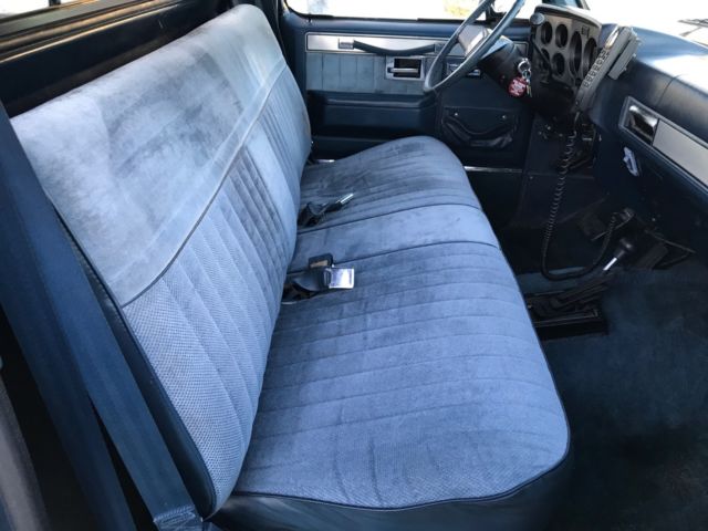 1986 BLUE AND GREY Chevrolet C/K Pickup 2500 PICKUP TRUCK