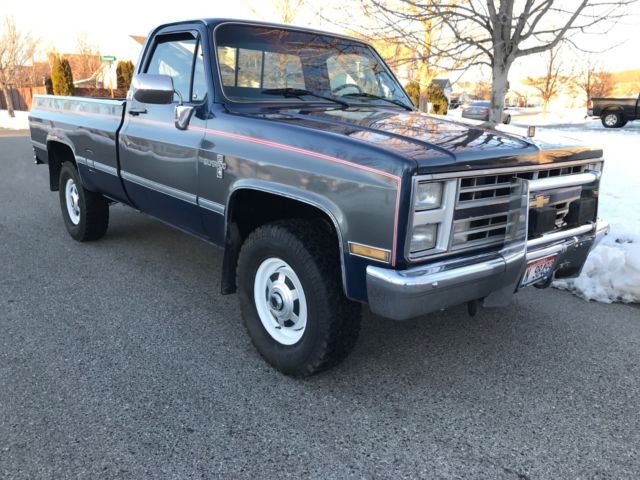 1986 BLUE AND GREY Chevrolet C/K Pickup 2500 PICKUP TRUCK