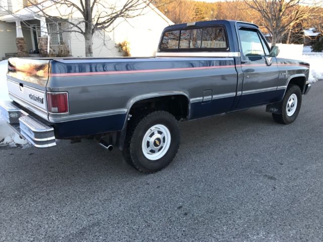 1986 BLUE AND GREY Chevrolet C/K Pickup 2500 PICKUP TRUCK