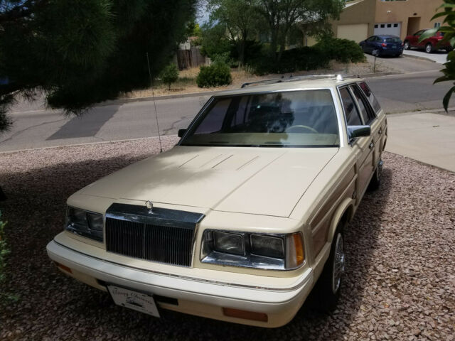 1986 Yellow Chrysler Town & Country Wagon