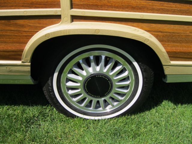 1986 White Chrysler LeBaron Convertible