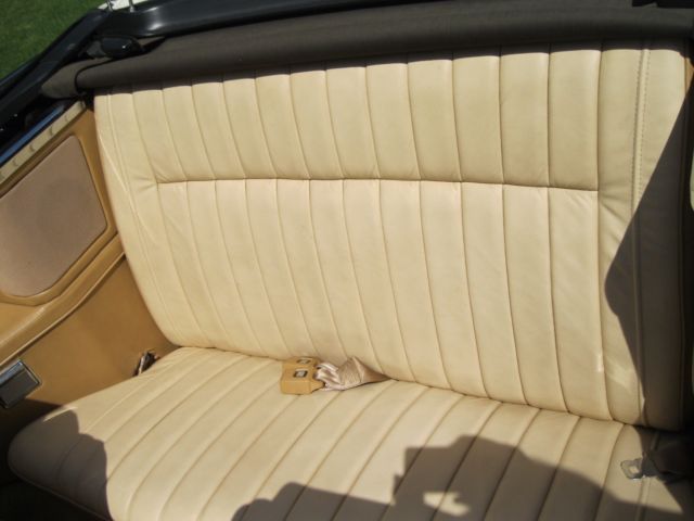 1986 White Chrysler LeBaron Convertible