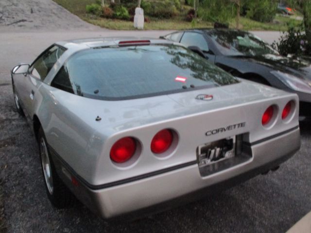 1986 silver Chevrolet Corvette