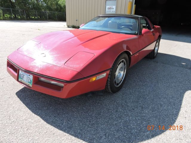 1986 Red Chevrolet Corvette Coupe