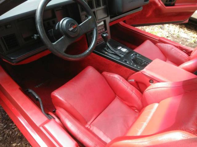 1986 Red Chevrolet Corvette Coupe