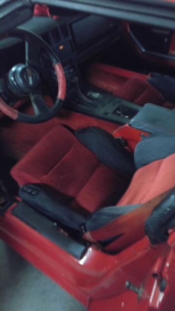 1986 Red Chevrolet Corvette Coupe