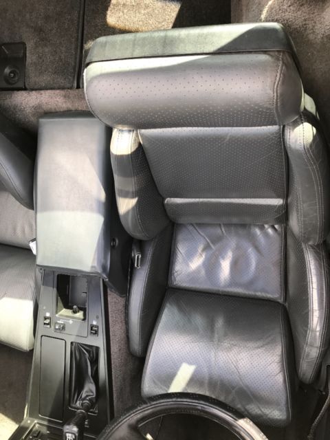 1986 Gold Chevrolet Corvette Coupe