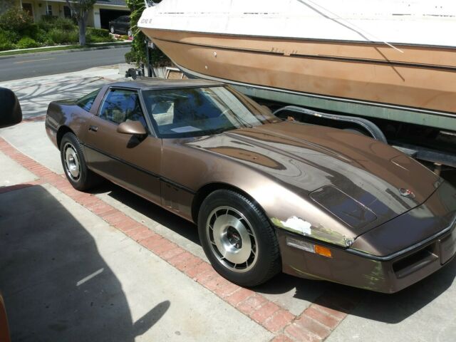 1986 Brown Chevrolet Corvette Coupe