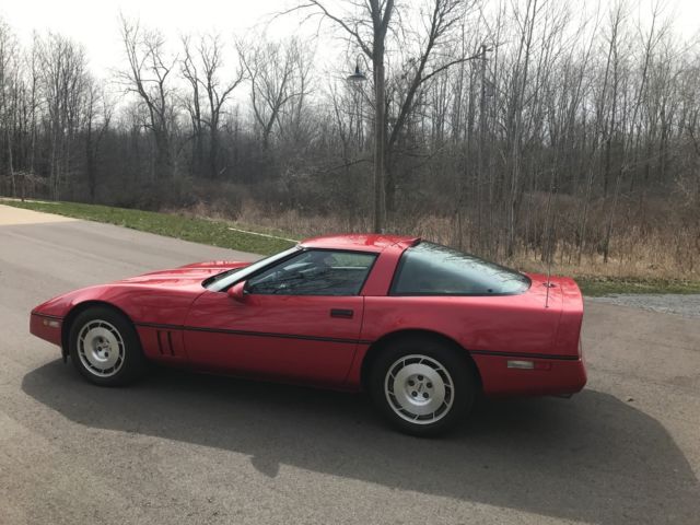 1986 Red Chevrolet Corvette Coupe