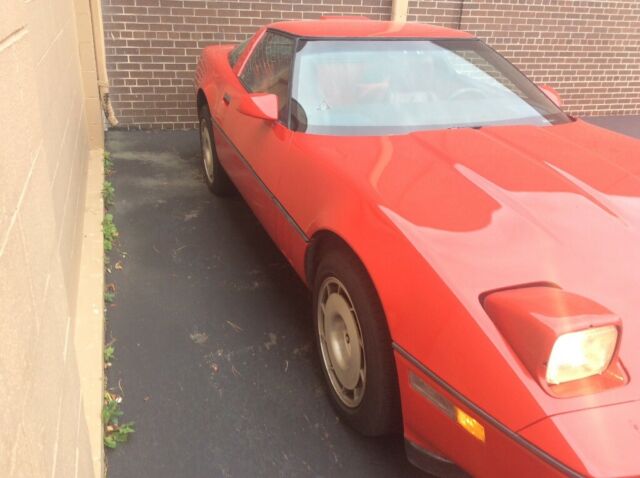1986 Red Chevrolet Corvette Coupe