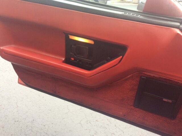 1986 Red Chevrolet Corvette Coupe