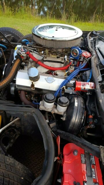 1986 Yellow Chevrolet Corvette Coupe