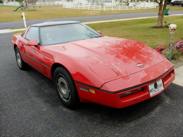 1986 Red Chevrolet Corvette Coupe