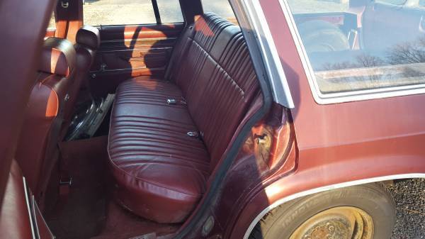 1986 Red Ford Crown Victoria Wagon