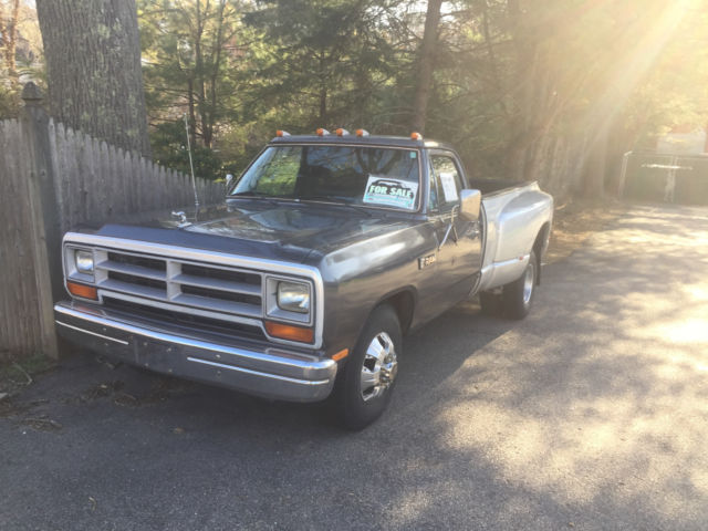 1986 Dodge Ram 3500 Cab & Chassis