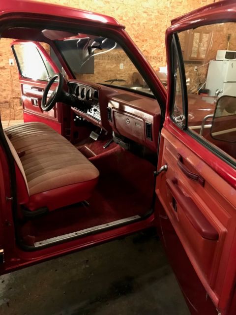 1986 Red Dodge Other Pickups short wheel base