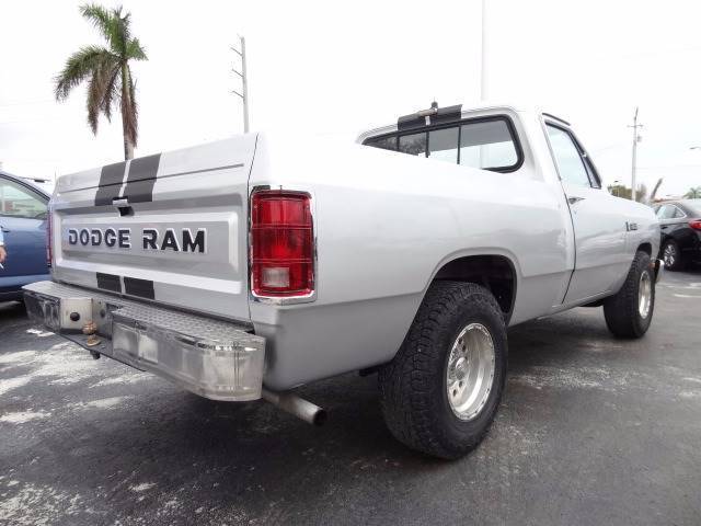 1986 Silver Dodge Ram 1500 Pickup Truck
