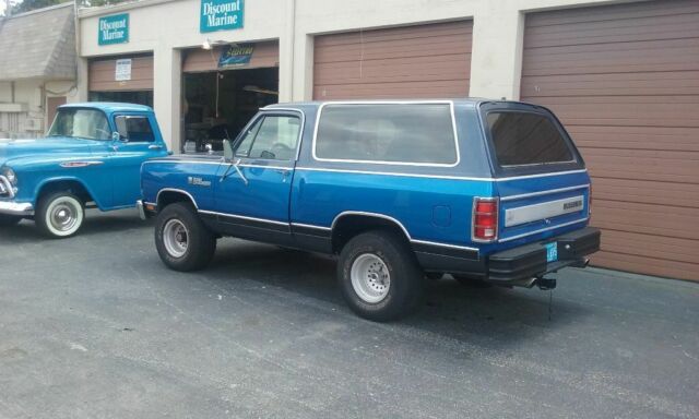 1986 Blue Dodge Ramcharger Hatchback