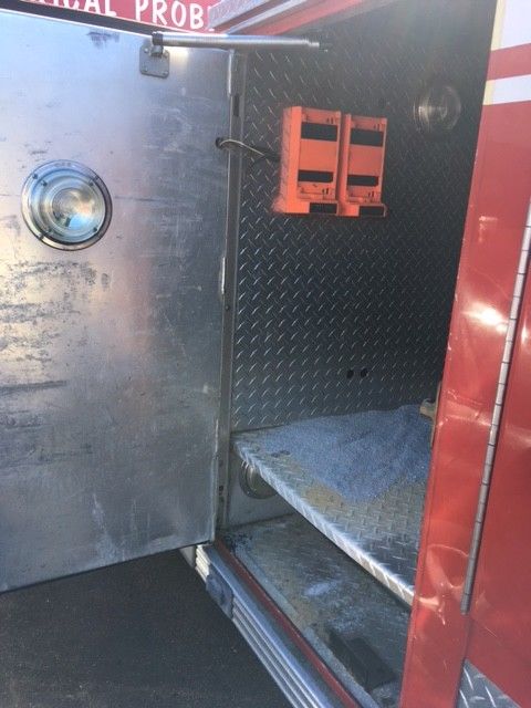 1986 Red Ford F-550 Light Rescue/Utility Truck