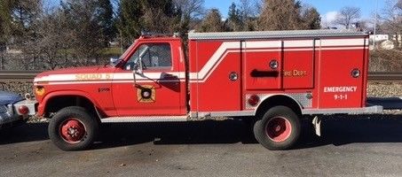1986 Red Ford F-550 Light Rescue/Utility Truck
