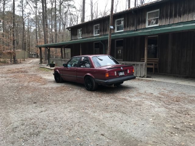 1986 Burgundy BMW 3-Series Coupe