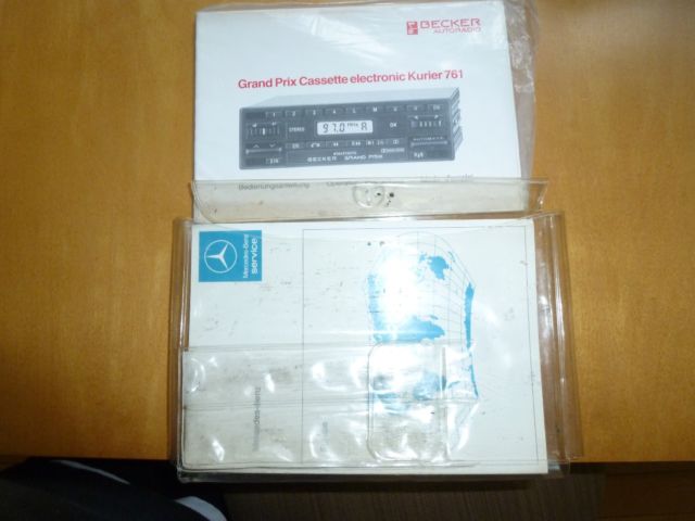 1986 White Mercedes-Benz SL-Class Convertible