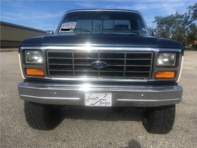 1986 Two Tone Blue and White Ford F-150 Pickup Truck