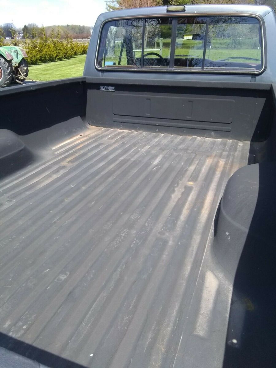 1986 Gray Ford F-250 Standard Cab Pickup