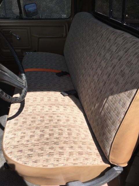 1986 Brown Ford F-150 Standard Cab Pickup