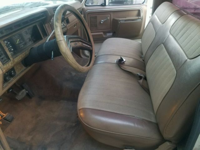 1986 Tan Ford F-150