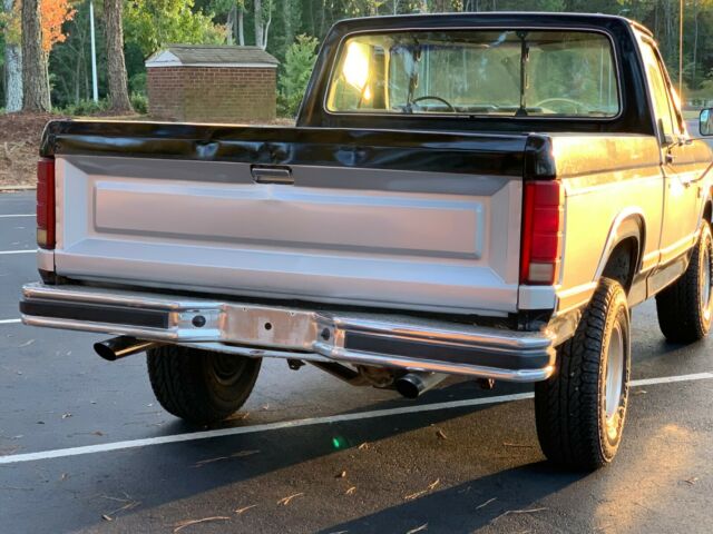 1986 Silver Ford F-150 Coupe