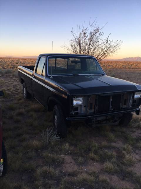 1986 Black Ford F-150 Standard Cab Pickup