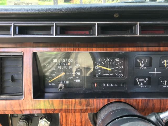 1986 White Ford F-250 Extended Cab Pickup