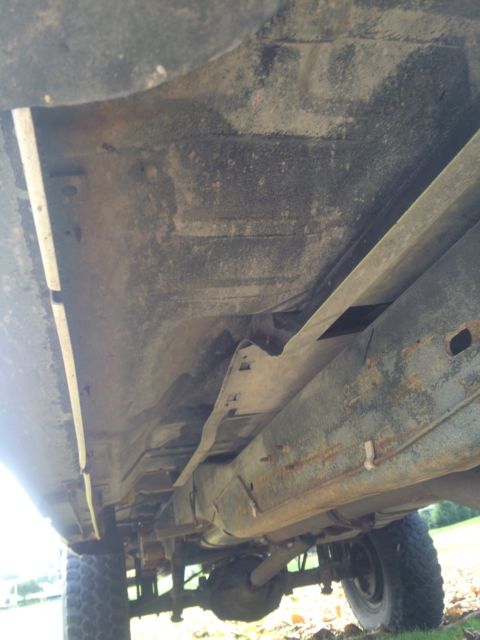 1986 white Ford F-250 Extended Cab Pickup