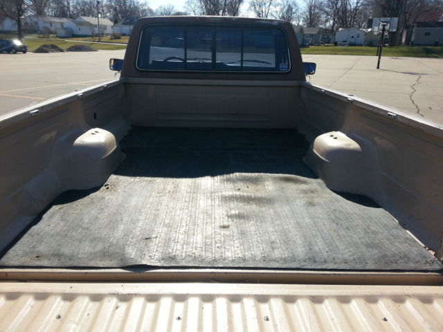 1986 Brown Ford F-250 TRUCK