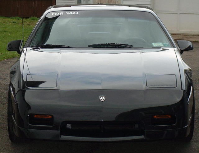 1986 Black Pontiac Fiero Coupe