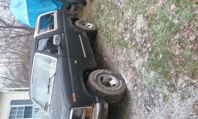 1986 Black Ford Bronco