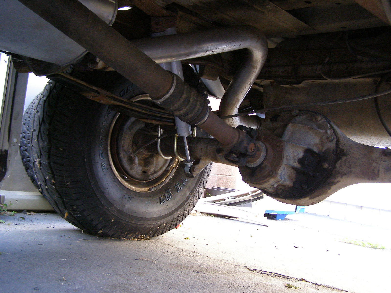 1986 Blue Ford Bronco Sport Utility