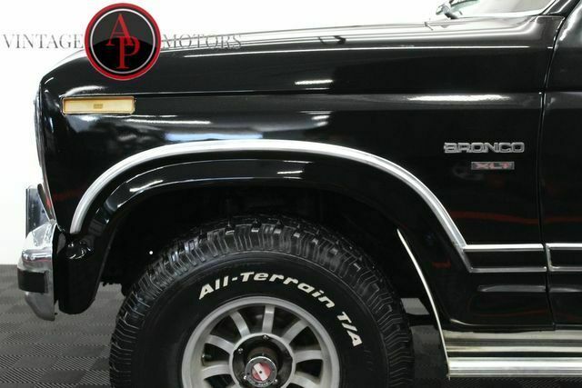 1986 Black Ford Bronco --