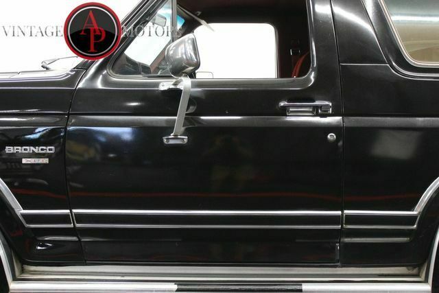 1986 Black Ford Bronco --